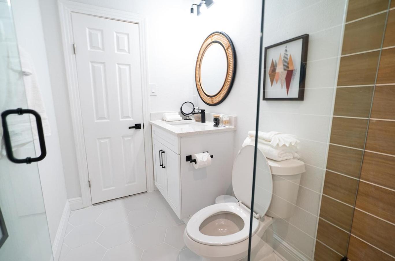 Homey Cozy Newly Renovated Stylish&Chic 7 Guests Tampa Bagian luar foto